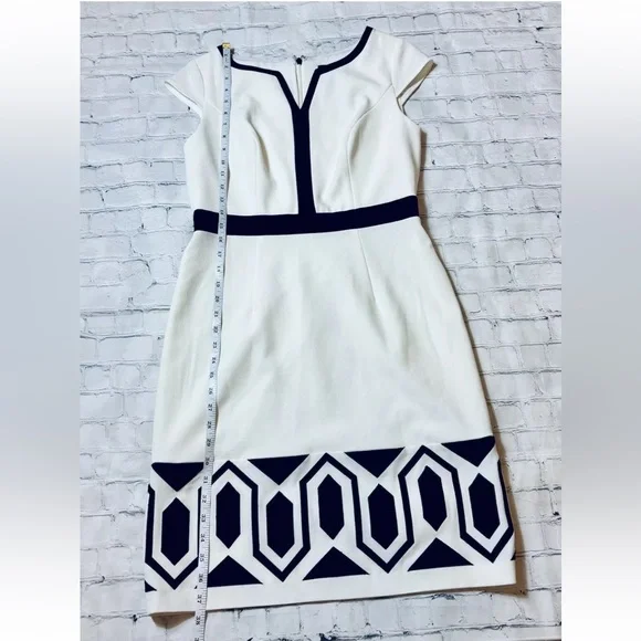 ADRIANNA PAPELL Black Cream V Neckline Cap Sleeve Career Dress 6 Lined Design - Picture 10 of 11